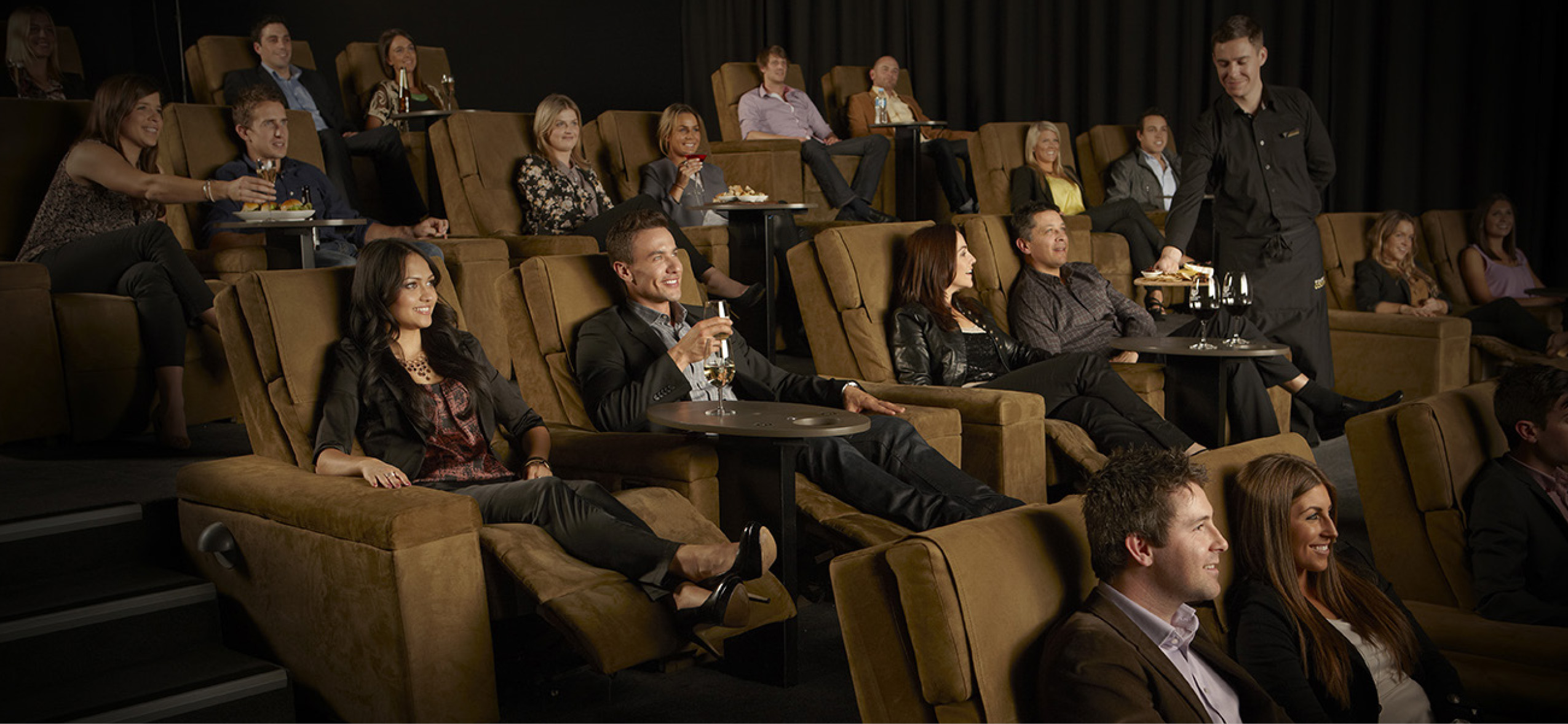 Village Roadshow transforma negócios com o Prisma SASE