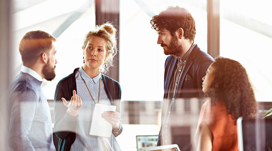 Elimine os silos de segurança e mantenha os usuários seguros.
